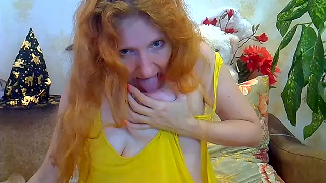 LexxNikki live cam on StripChat