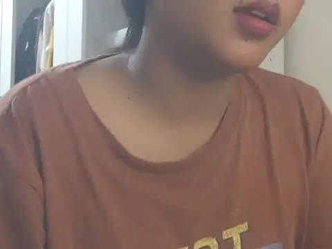 NancyRuvi live cam on StripChat