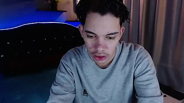 haku_nayro on Stripchat