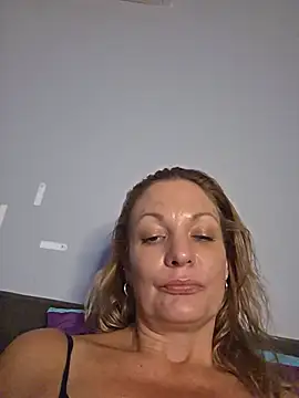 Nikki1133