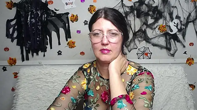 RoseHille live cam on StripChat