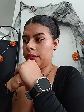 SOFIA-11_ live cam on StripChat
