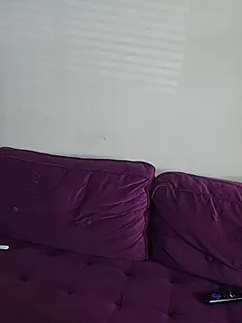 oliviaprettypussy live cam on StripChat