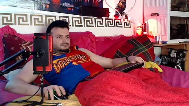ErotictoyboyF69 live cam preview