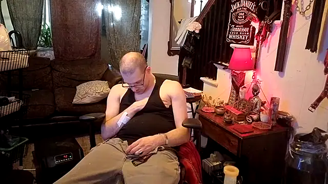 MasterDaddyCool live sex cam