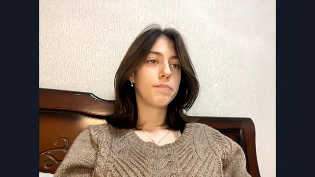 JessicaRomjue live cam on StripChat