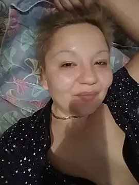 Tina_Mirabella live cam on StripChat
