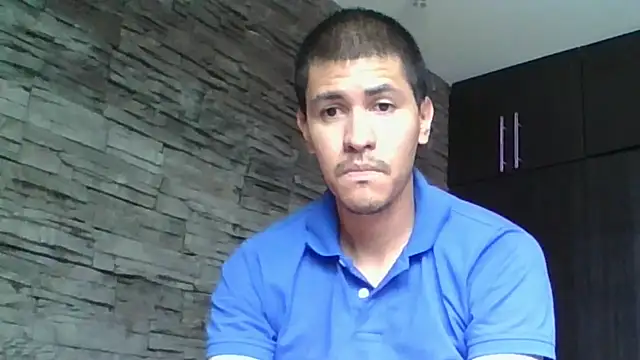 Sexylatin64 on Stripchat
