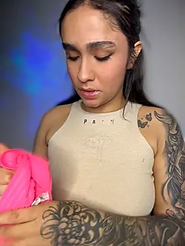 Isabella-Teen