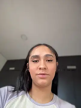 Isabella-Teen