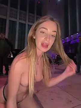 EvieEvans live cam preview