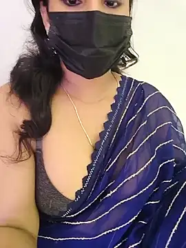 Hot_Alicee live cam on StripChat