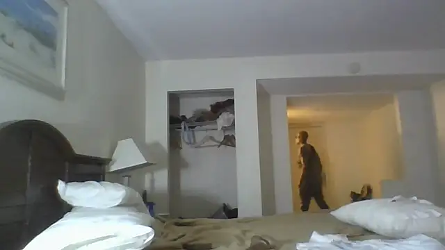 Dicksee_Left
