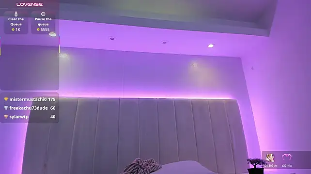 Emma_Lara1