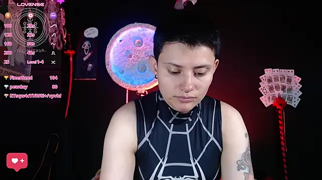 girl_intense444