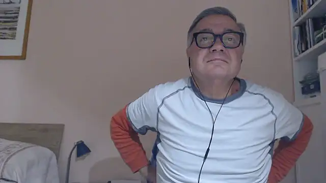 you6me (M grandpa) - Naked show cum