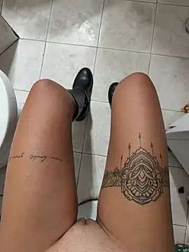 Thegirlofthemirror