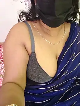 Hot_Alicee live cam on StripChat