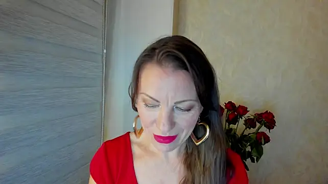 pure_elena live cam on StripChat