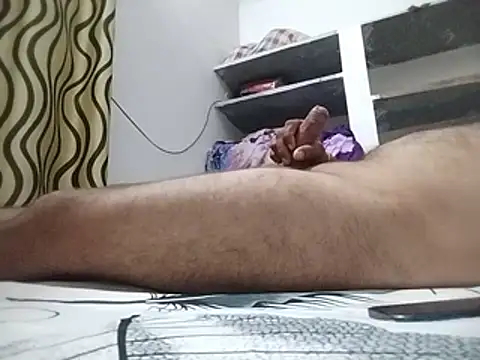 Desiandaj live cam on StripChat