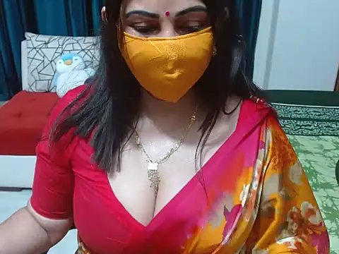 Moon-777 live cam on StripChat