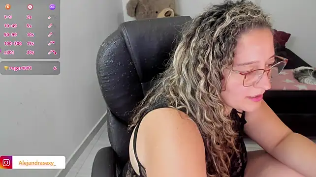 alejandra_milf_