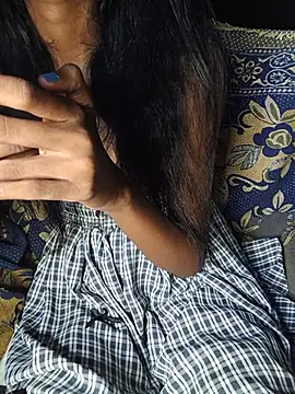 BunnyBloom25 live cam on StripChat