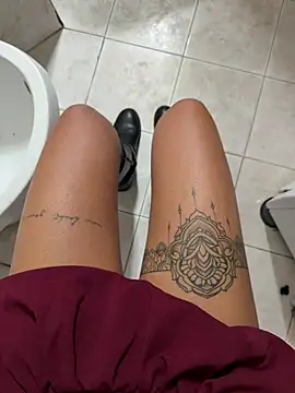 Thegirlofthemirror