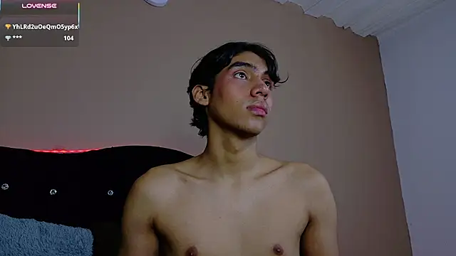 Eros_Lux live cam on StripChat