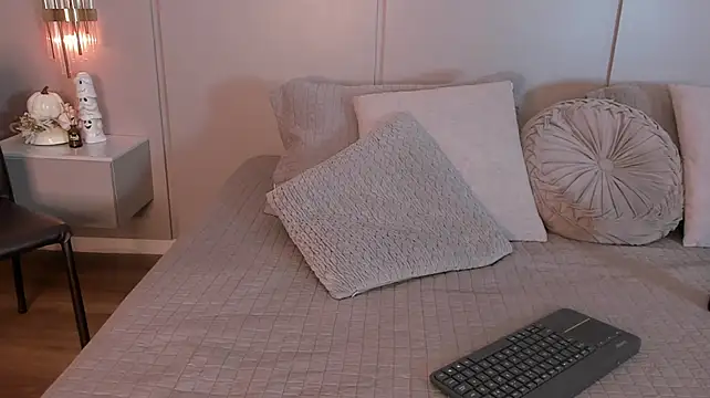 Arii_wilde live cam on StripChat