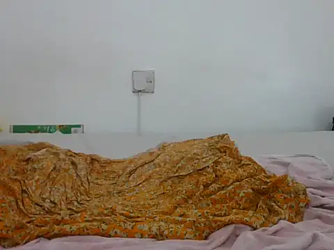Joy_P live cam on StripChat