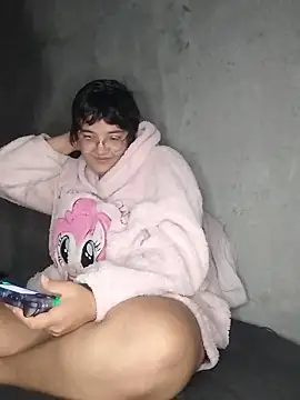 MimiKawaii live cam on StripChat