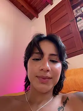 Ale_Lewis