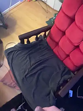 WaterBoi911 live cam on StripChat