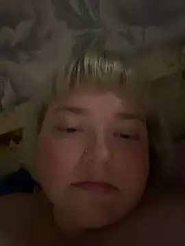 LoloMensens live cam on StripChat