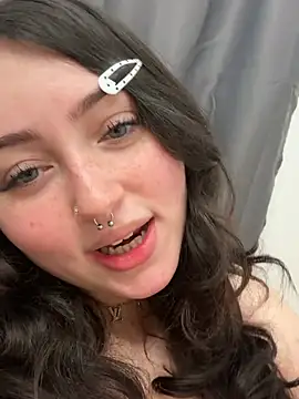 Evemeqt live cam preview