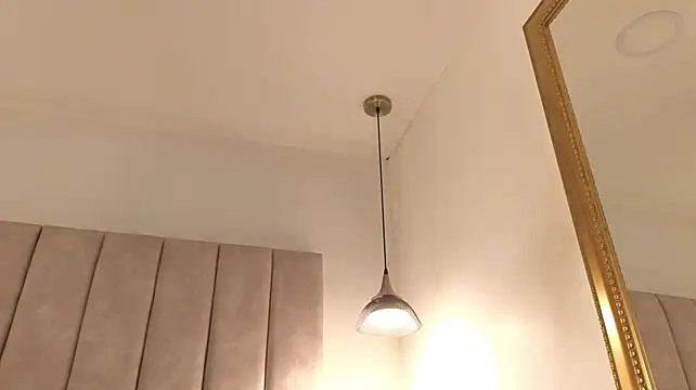 モデル: Nioki_