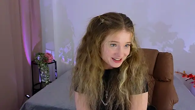 Katyaa_Lover live cam on StripChat