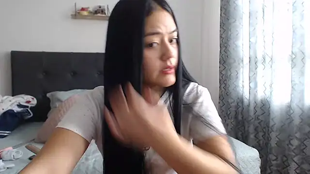 Alisha_99 live cam on StripChat