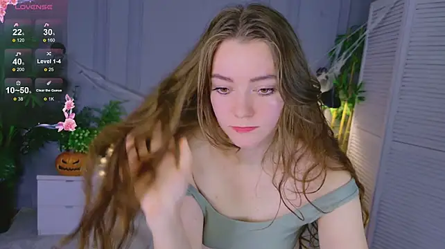 Lana__Cute_