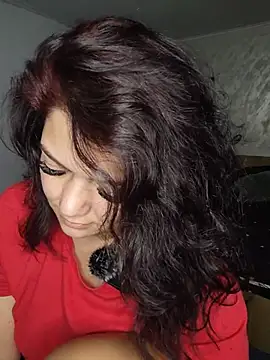 Lady-Nora webcam