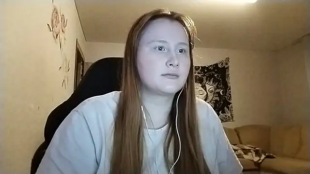AnikaLipps live cam on StripChat