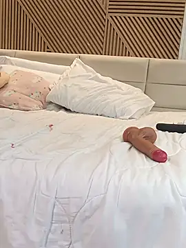 inaya_khalifaa