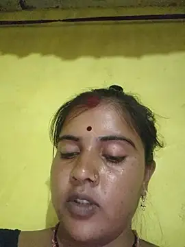 madhiy_hot