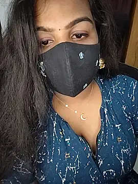 Tamil_Shara live cam on StripChat