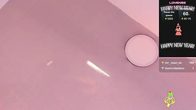 Jonath_1 live cam on StripChat