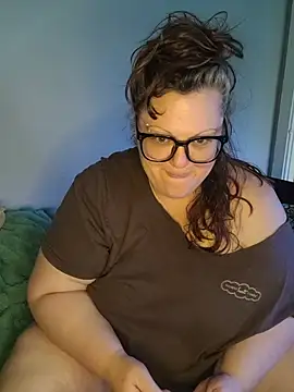 ticklesquirt live cam on StripChat