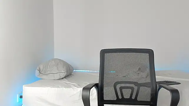 _Alex_Colton