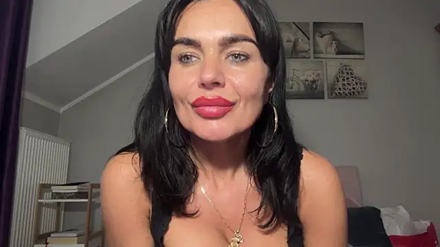 JennyFantasy live cam on StripChat