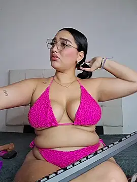 Mia_em